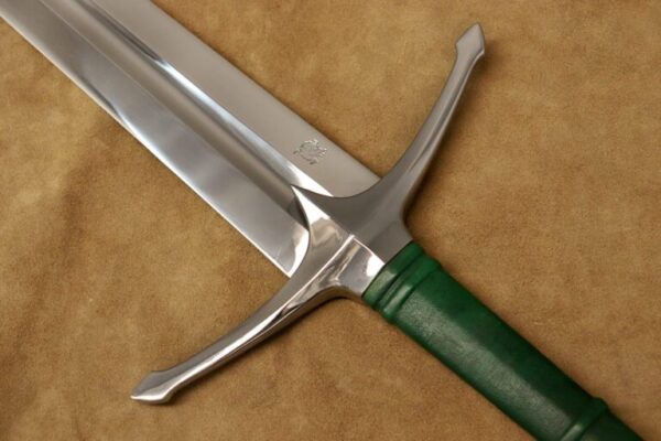 one handed sword